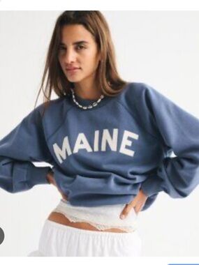 Abercrombie Graphic Crewneck Medium